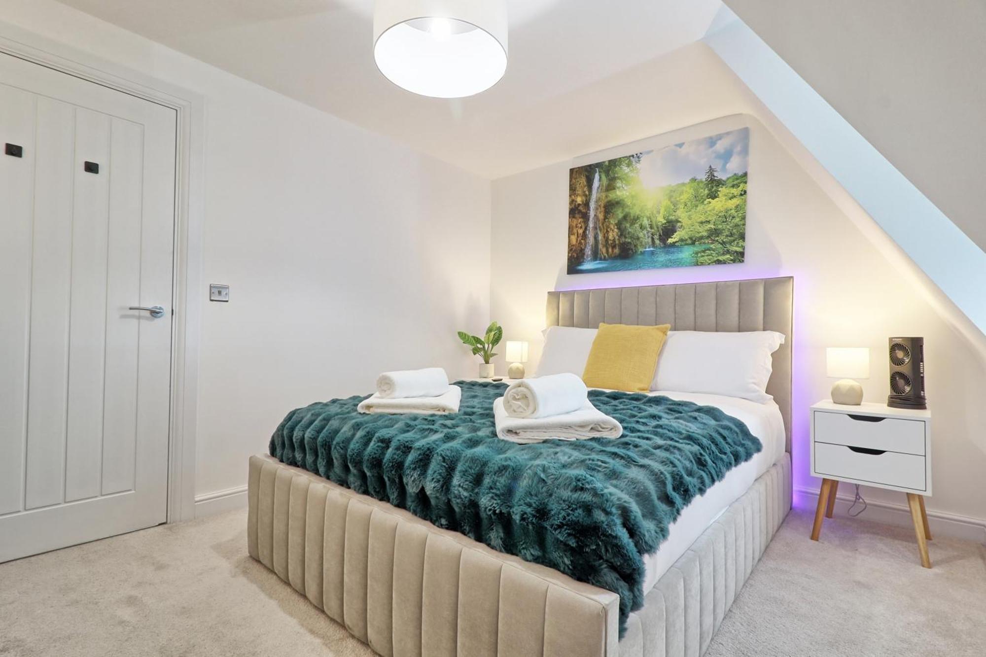 Writtle Massive 4 Bedroom Apartment With Parking In Gorgeous Countryside Location & Short Drive To Chelmsford City Centre Contractors Welcome Zewnętrze zdjęcie