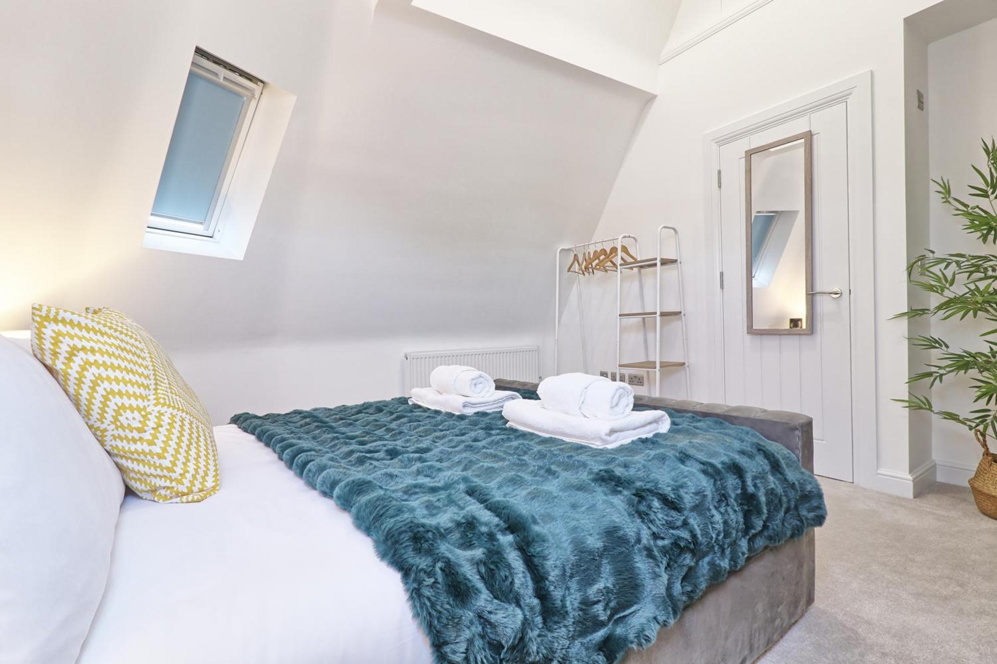 Writtle Massive 4 Bedroom Apartment With Parking In Gorgeous Countryside Location & Short Drive To Chelmsford City Centre Contractors Welcome Zewnętrze zdjęcie