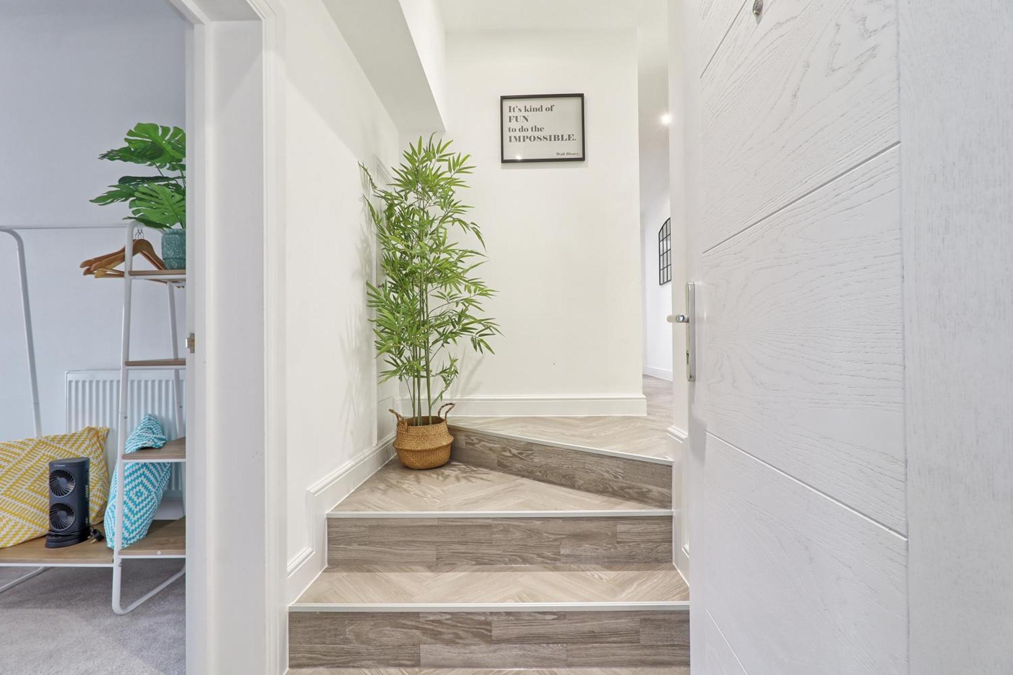 Writtle Massive 4 Bedroom Apartment With Parking In Gorgeous Countryside Location & Short Drive To Chelmsford City Centre Contractors Welcome Zewnętrze zdjęcie