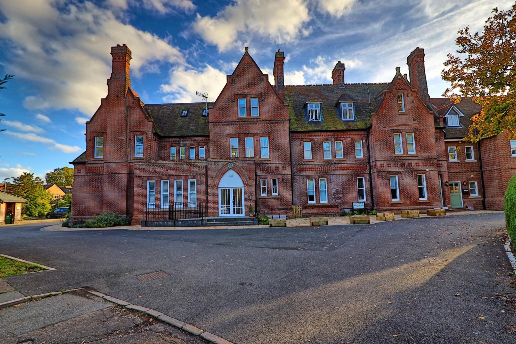 Writtle Massive 4 Bedroom Apartment With Parking In Gorgeous Countryside Location & Short Drive To Chelmsford City Centre Contractors Welcome Zewnętrze zdjęcie