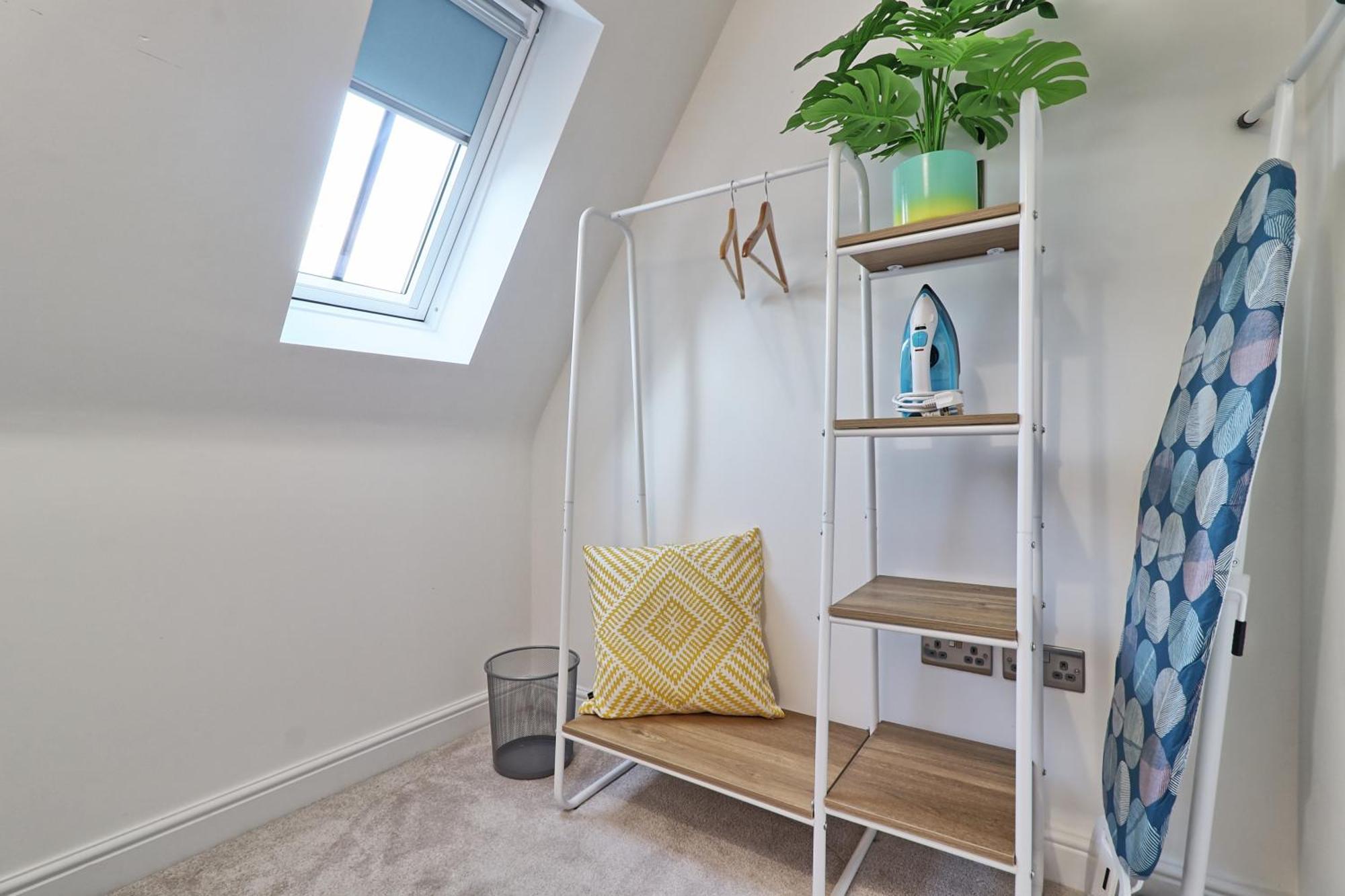 Writtle Massive 4 Bedroom Apartment With Parking In Gorgeous Countryside Location & Short Drive To Chelmsford City Centre Contractors Welcome Zewnętrze zdjęcie