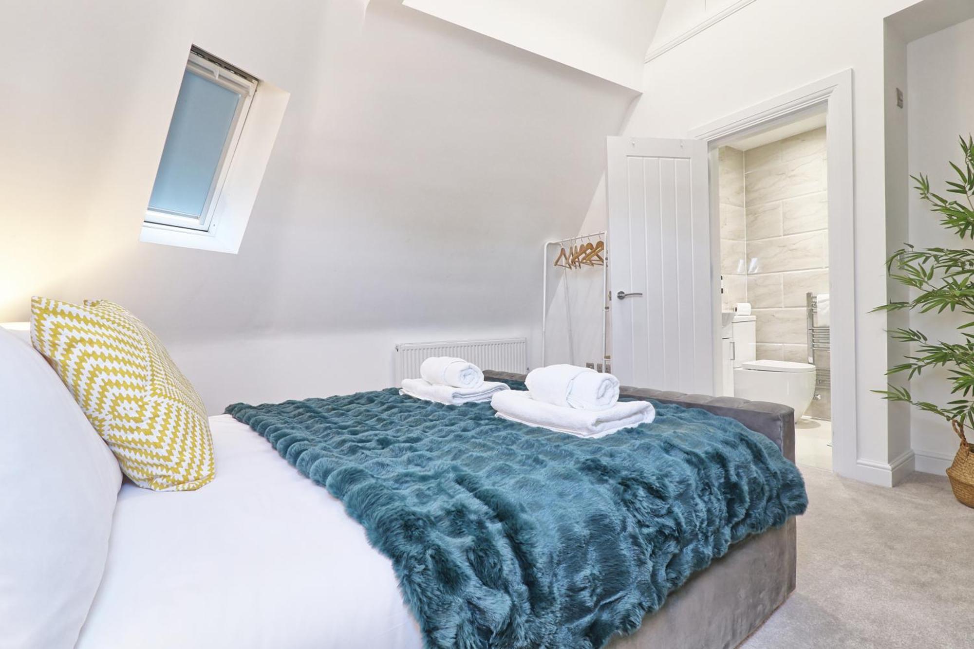 Writtle Massive 4 Bedroom Apartment With Parking In Gorgeous Countryside Location & Short Drive To Chelmsford City Centre Contractors Welcome Zewnętrze zdjęcie