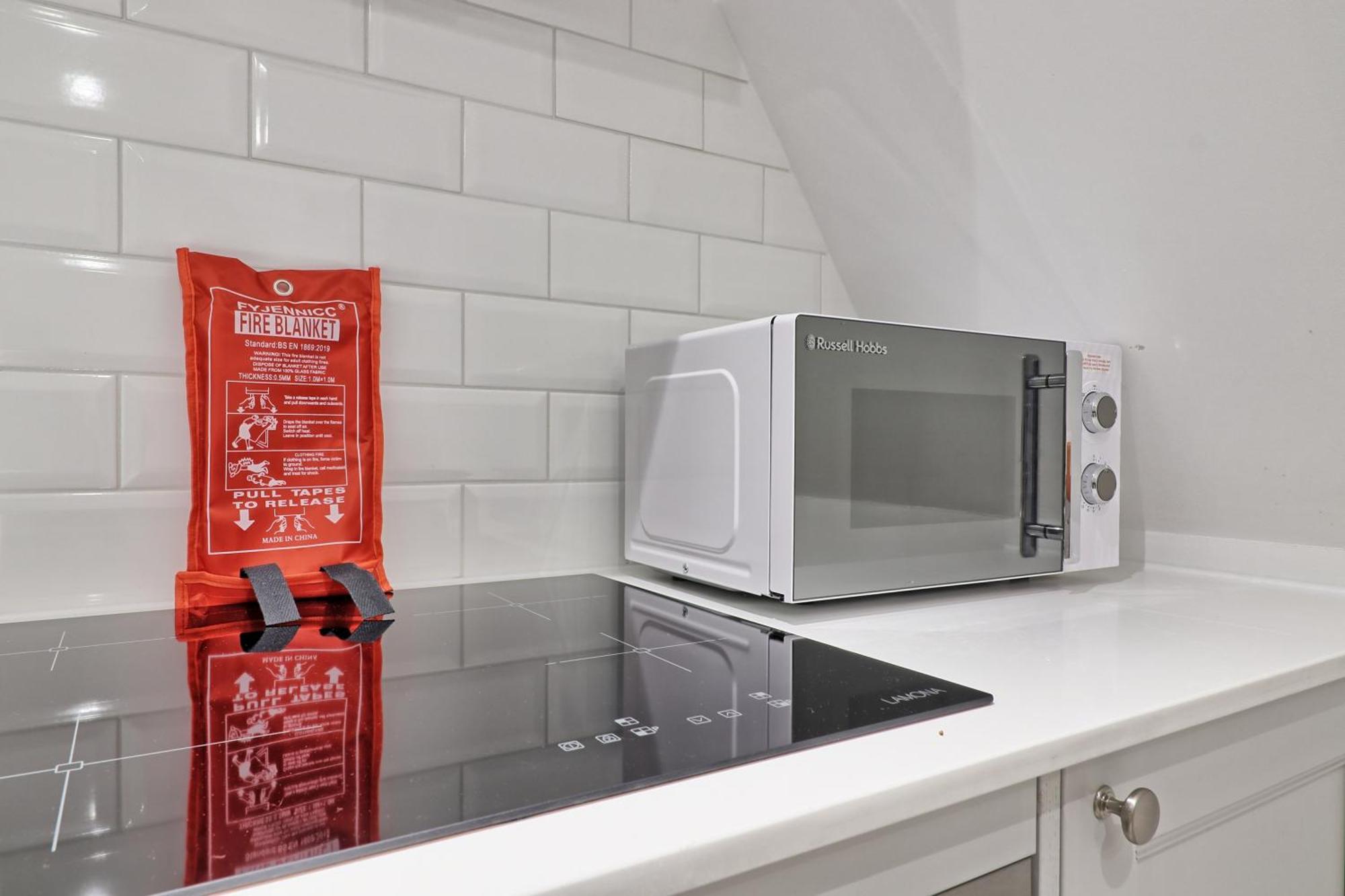 Writtle Massive 4 Bedroom Apartment With Parking In Gorgeous Countryside Location & Short Drive To Chelmsford City Centre Contractors Welcome Zewnętrze zdjęcie