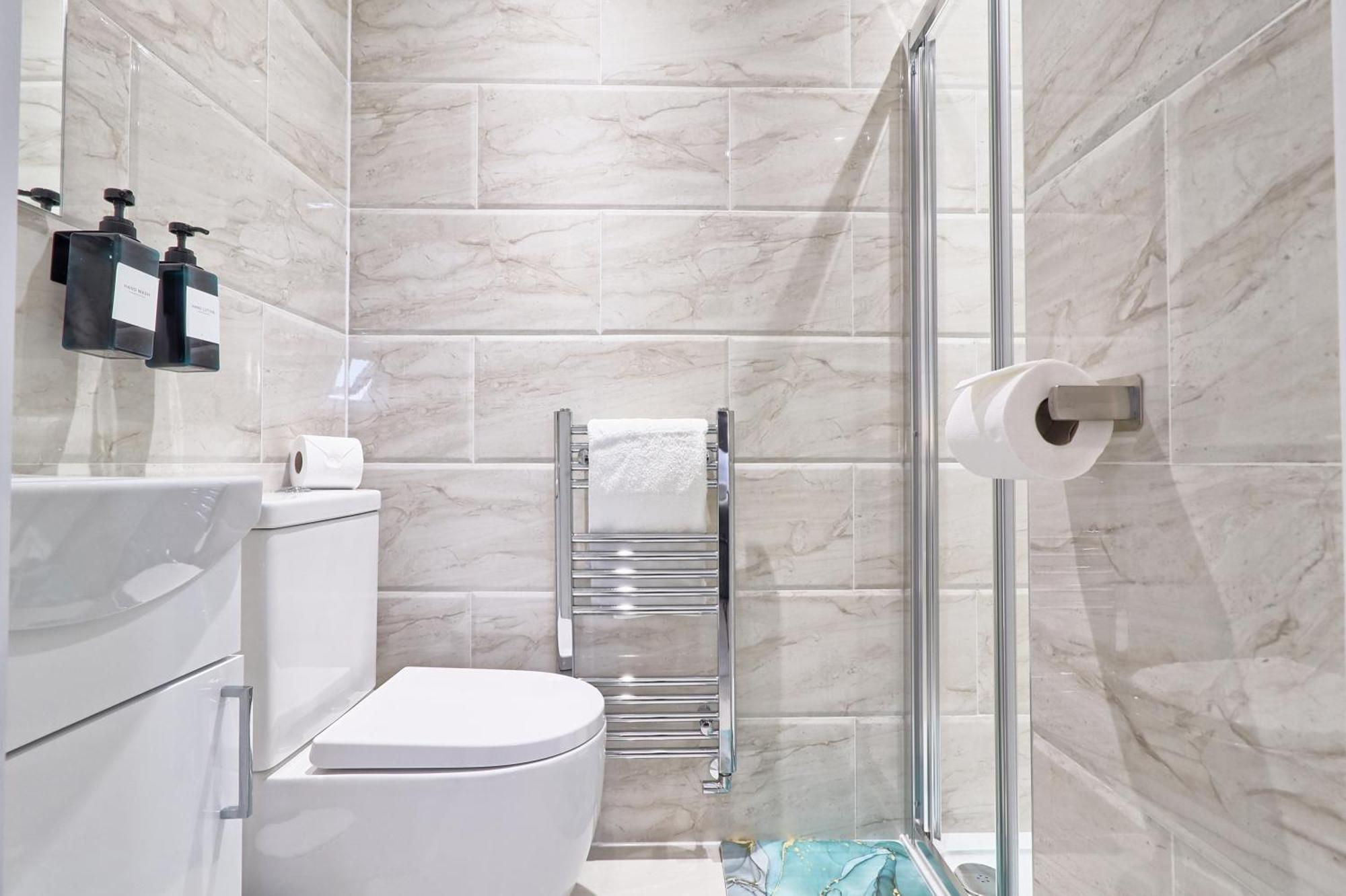 Writtle Massive 4 Bedroom Apartment With Parking In Gorgeous Countryside Location & Short Drive To Chelmsford City Centre Contractors Welcome Zewnętrze zdjęcie