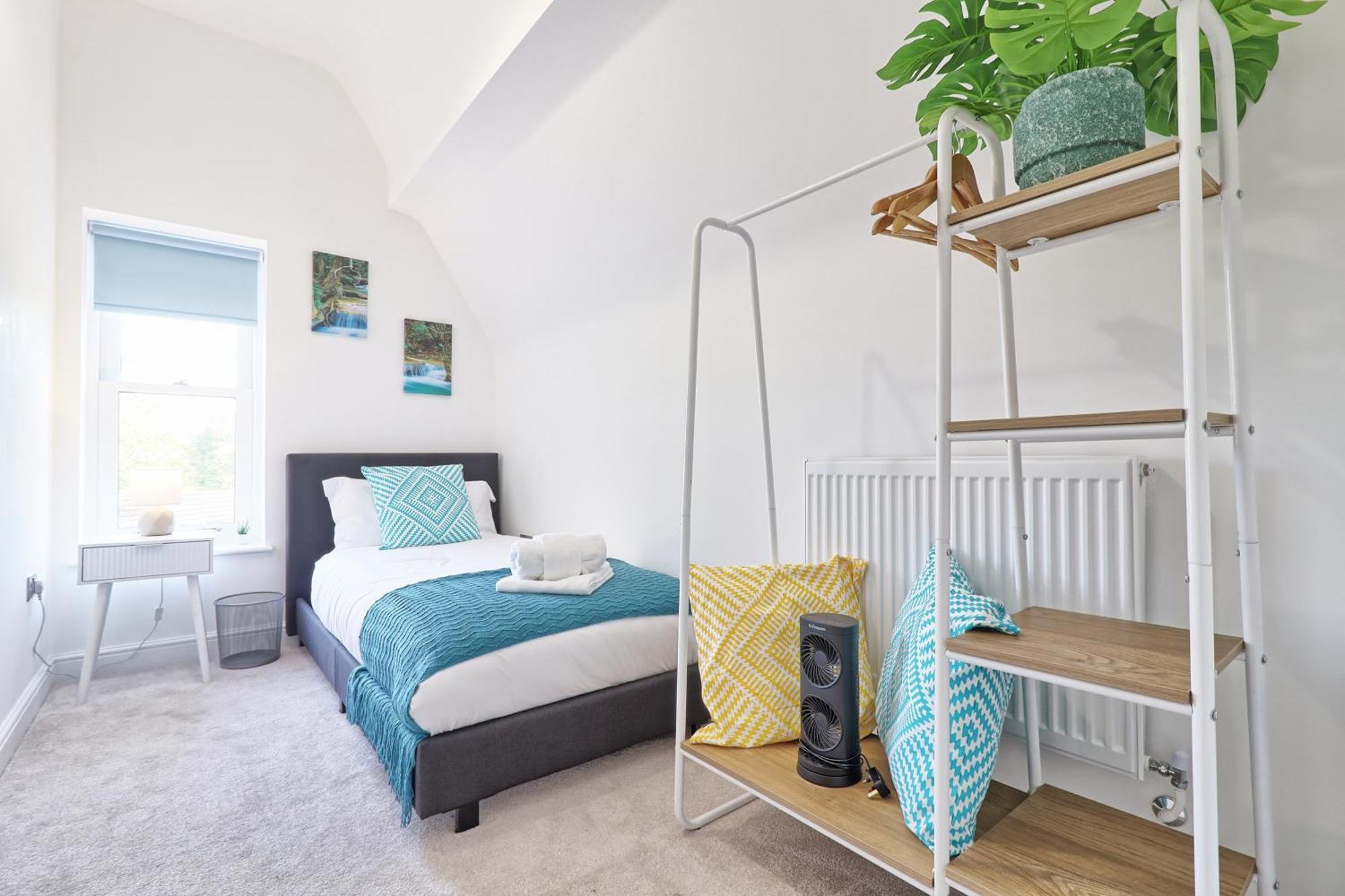 Writtle Massive 4 Bedroom Apartment With Parking In Gorgeous Countryside Location & Short Drive To Chelmsford City Centre Contractors Welcome Zewnętrze zdjęcie